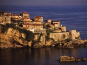 https://cdn.globtourmontenegro.com/inc/img/cities/thumbs/664-Ulcinj_Old_Town_Montenegro.jpg