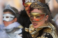 Der internationale Karneval in Budva und die „Frühlingsnacht unter den Masken“